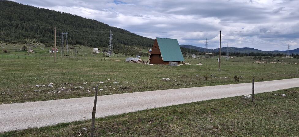 Građevinsko zemljište 4000m2 - Žabljak - Suvodo