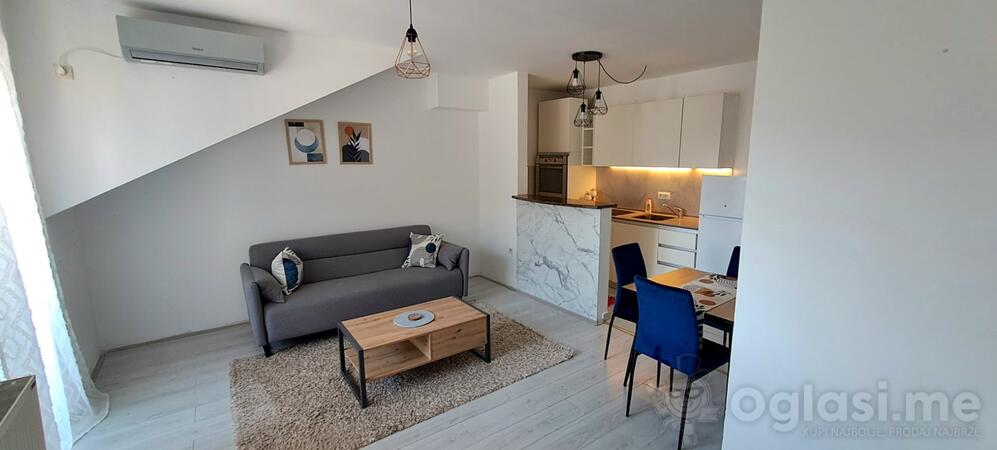 Dvoiposoban stan 56m2 - Novi Sad - Novi Sad