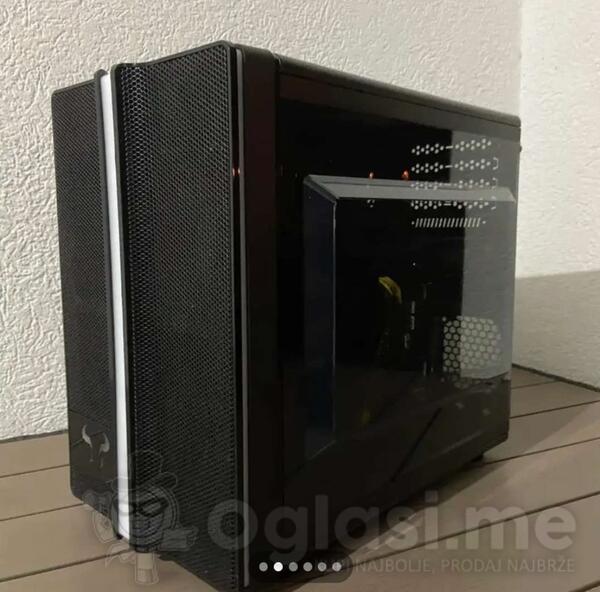 Intel i3 - 16GB GB DDR4 - HDD + SSD