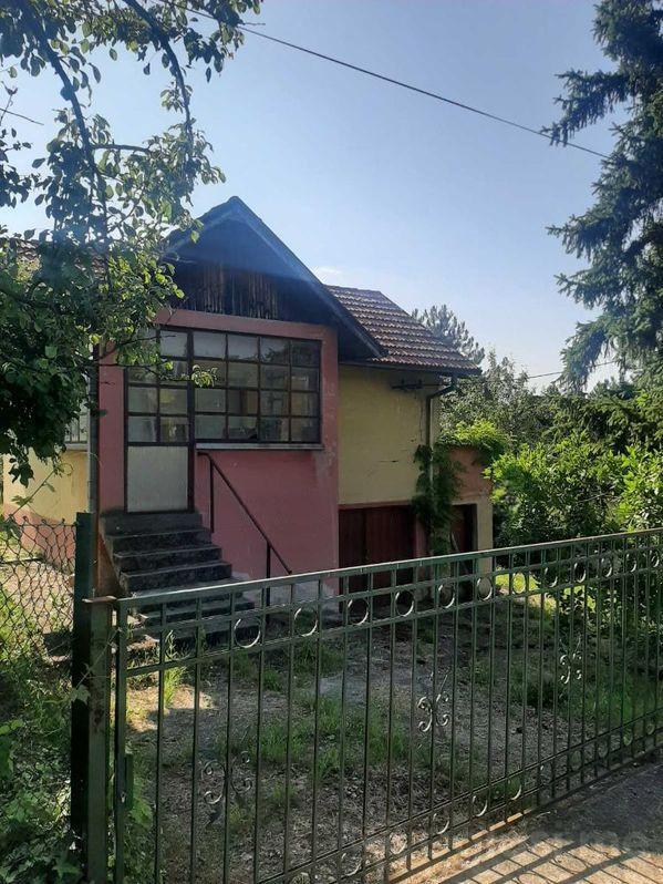 Vikendica 40m2 - Grocka - Brestovik