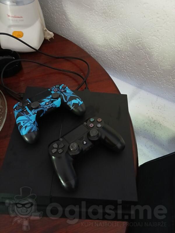 Sony - PlayStation 4