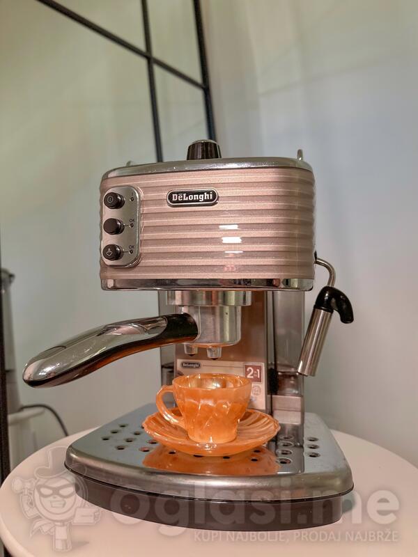 Prodajem DeLonghi aparat za kafu