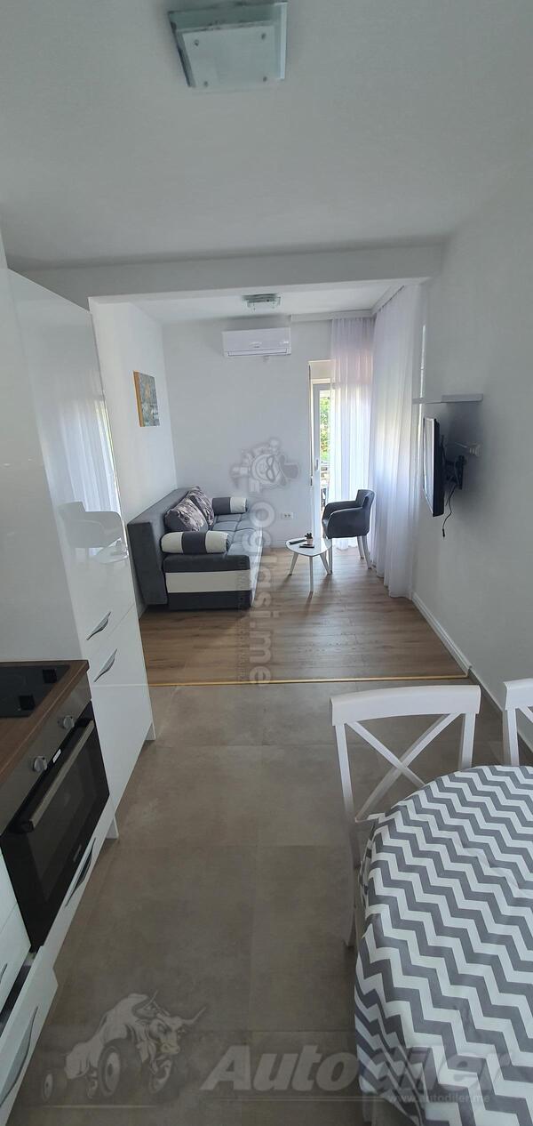 Jednosoban stan 45m2 - Tivat - Gradiošnica
