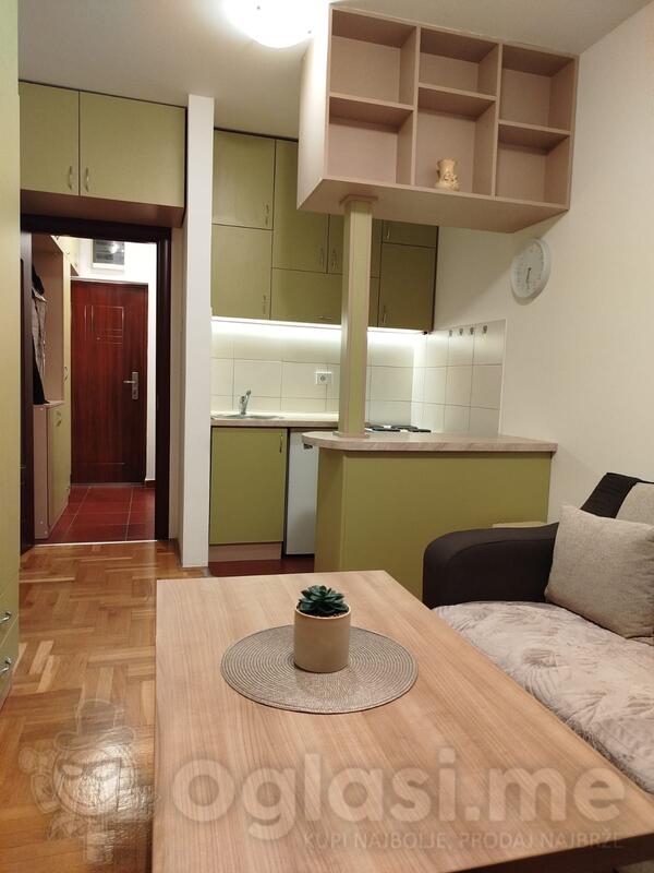 Garsonjera 19m2 - Podgorica - Krivi Most Vukasina Markovica