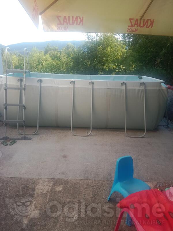 PRODAJEM BAZEN 10m3