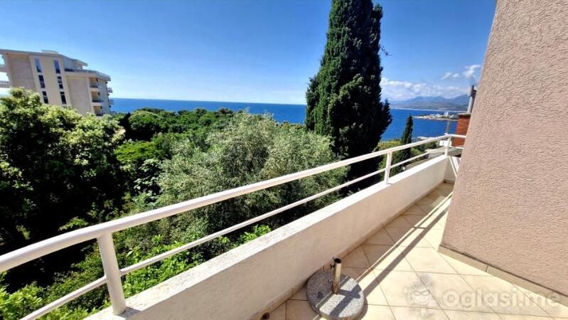 Kuća sa više stanova 180m2 - Bar - Kunje