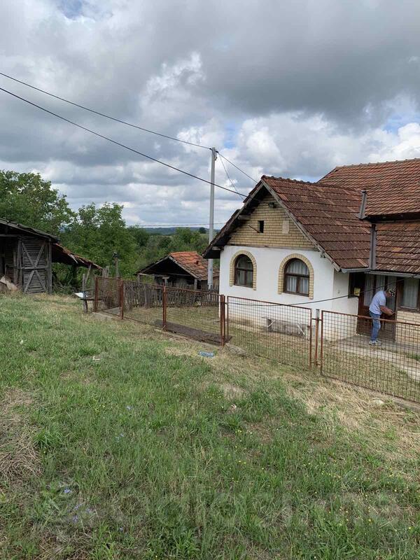 Porodična kuća 118m2 - Ljig - Poljanice