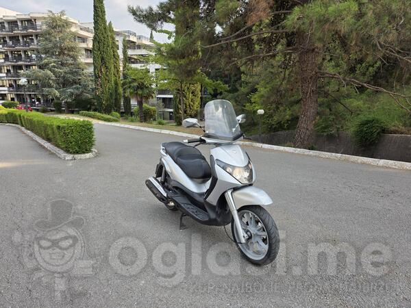 Piaggio - Beverly 400ie