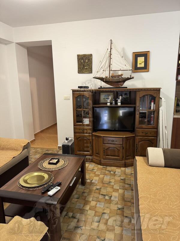 Jednosoban stan 57m2 - Budva - Petrovac