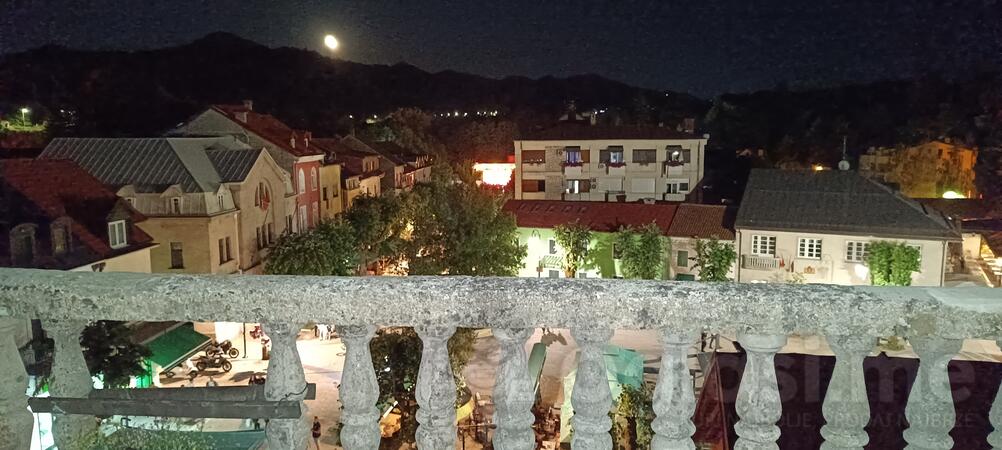 Jednosoban stan 65m2 - Cetinje - Cetinje (uži dio)