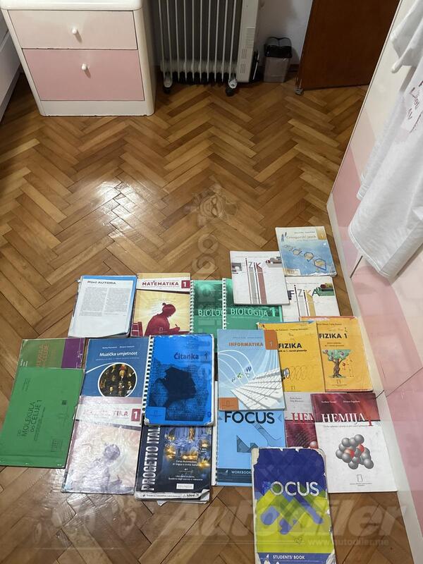 Prodajem udzbenike za prvi razred opste gimnazije