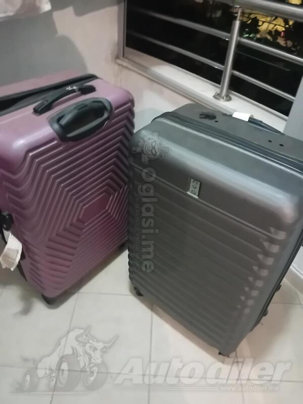 Prodajem 2 velika kofera