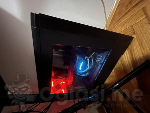 Intel i5 - 32GB GB DDR4 - HDD + SSD