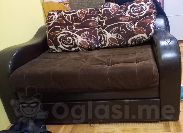 DVOSJED,KOMODA I TV - POVOLJNO