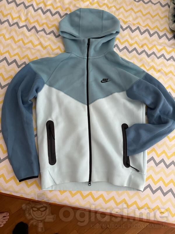 Nike Tech fleece BABY BLUE