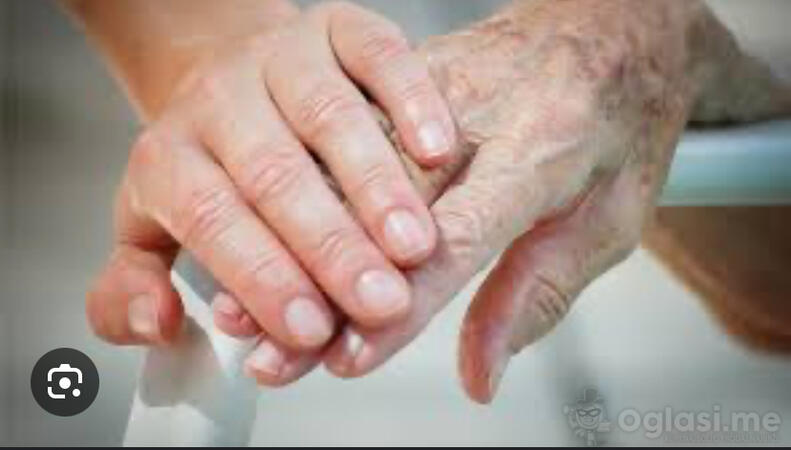 Cuvanje starije osobe