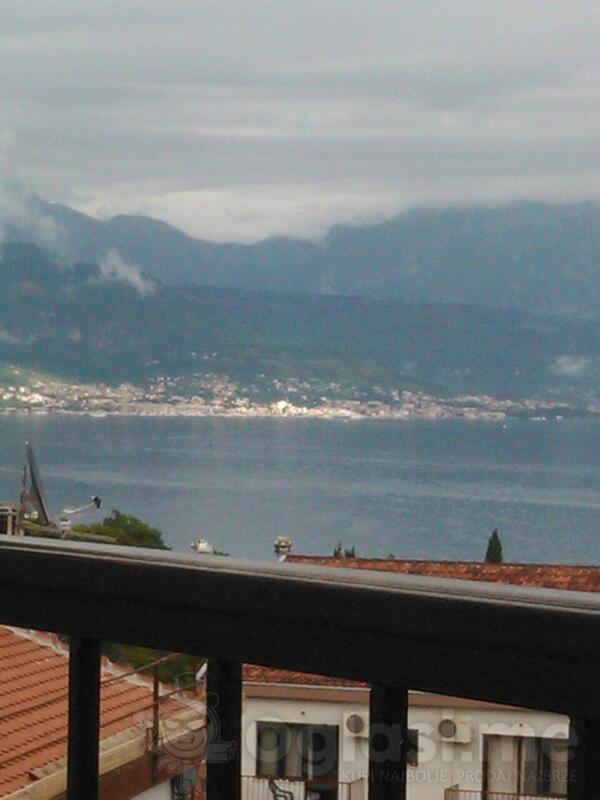 Jednosoban stan 30m2 - Herceg Novi - Đenovići