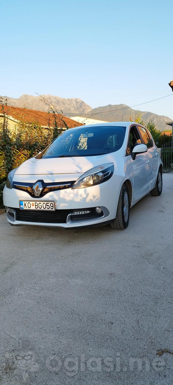 Renault - Scenic - 1.5 DCI