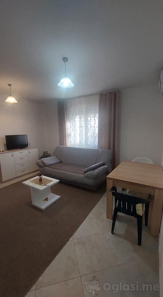 Jednosoban stan 55m2 - Bar - Šušanj