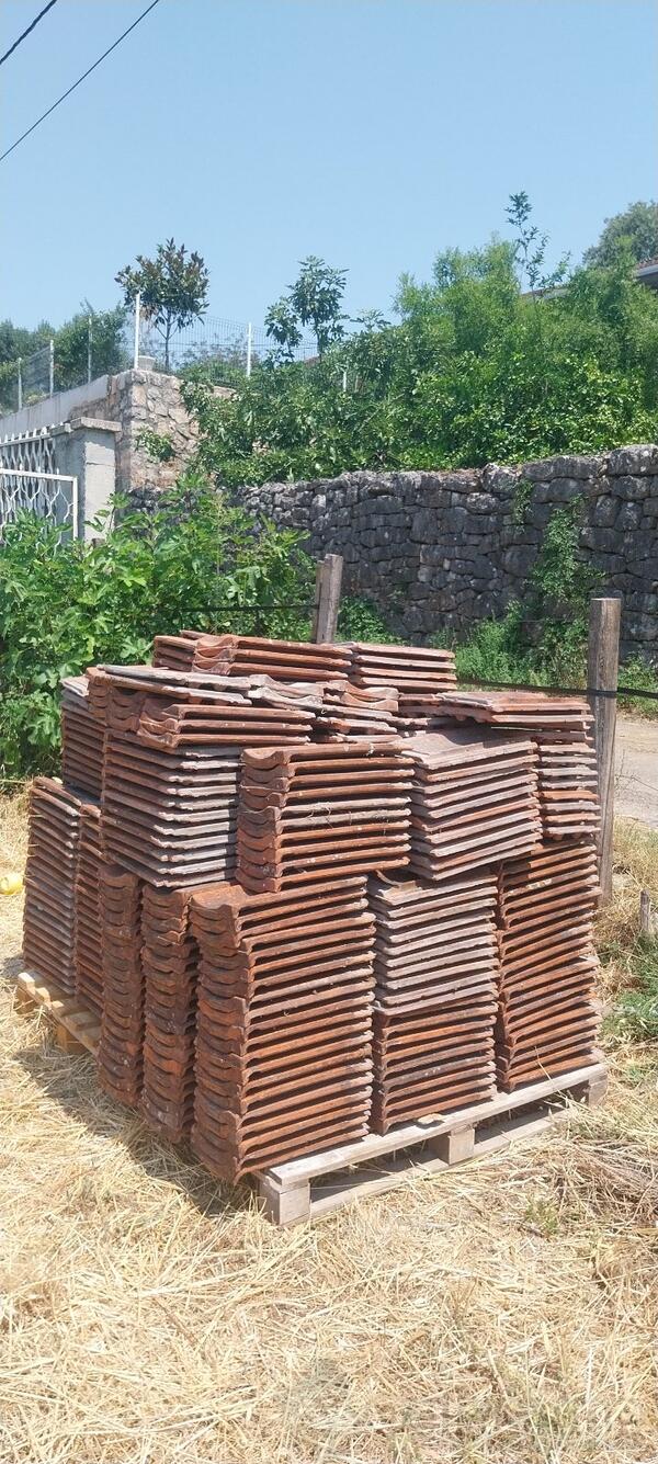 prodajem continetal 22