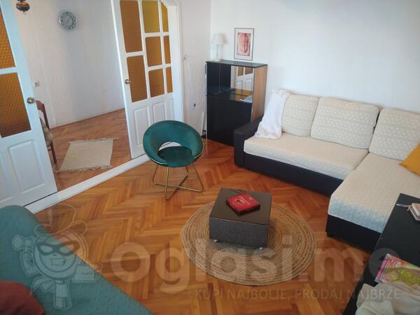 Jednosoban stan 51m2 - Bar - Centar grada