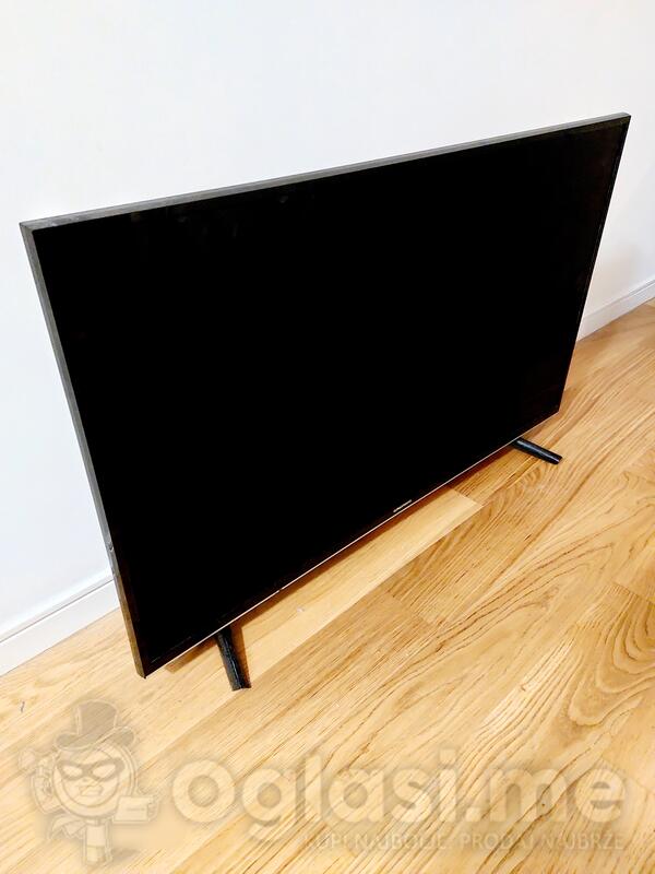 Grundig  - Televizor LCD 43"