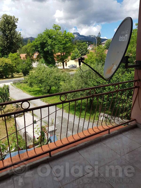 Dvosoban stan 65m2 - Cetinje - Cetinje (uži dio)