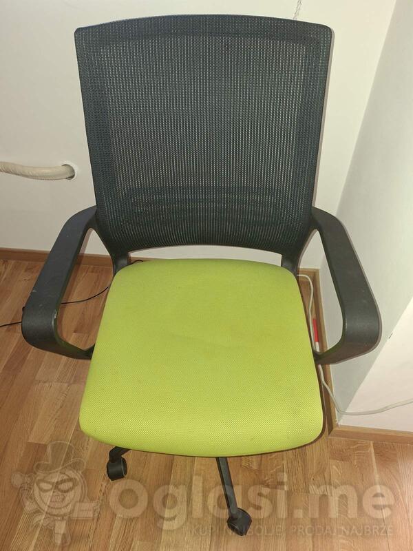 PRODAJEM DOBRO OČUVANU RADNU STOLICU