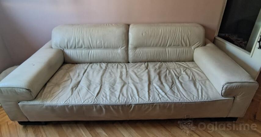 Kožni trosjed i dvosjed