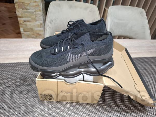 Prodajem nove Nike Air max scorpion FK