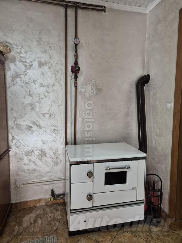 Sporet na drva za centralno grijanje 