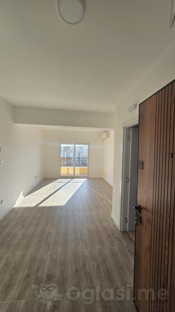 Garsonjera 30m2 - Bar - Šušanj