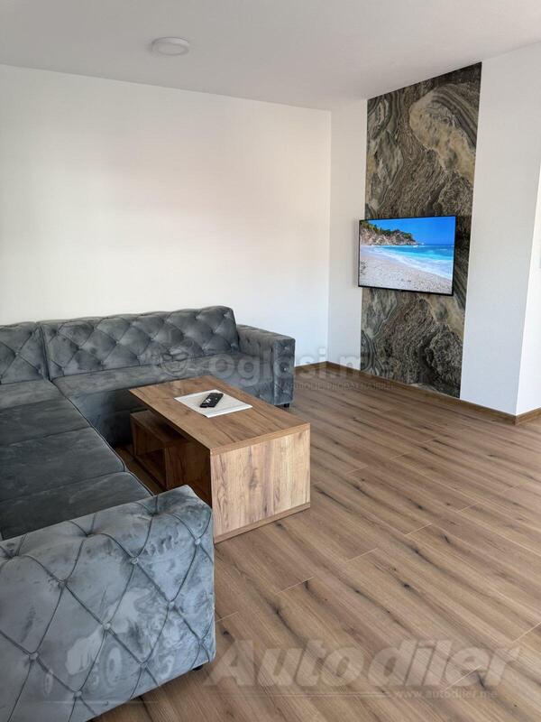 Dvosoban stan 85m2 - Bar - Šušanj