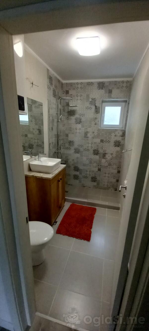 Dvosoban stan 60m2 - Herceg Novi - Kumbor