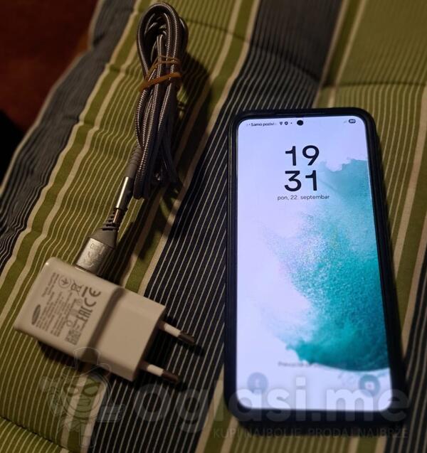 Samsung - Galaxy S22 5G - 8GB / 128GB Dual SIM