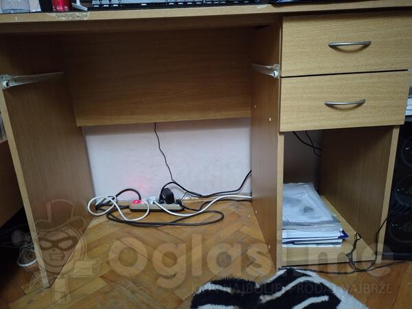 Radni- kompjuterski sto