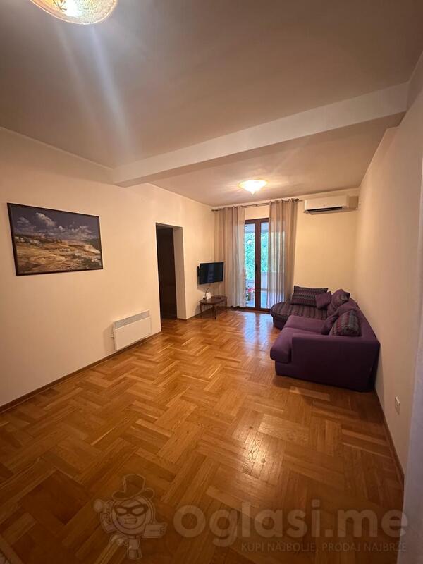 Jednosoban stan 61m2 - Kotor - Risan Risan