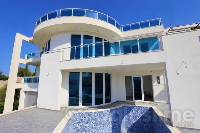 Vila 335m2 - Bar - Dobra Voda