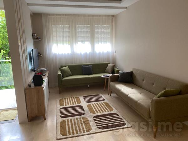 Jednosoban stan 50m2 - Bar - Šušanj