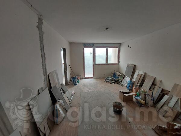 Dvosoban stan 80m2 - Podgorica - Pobrežje