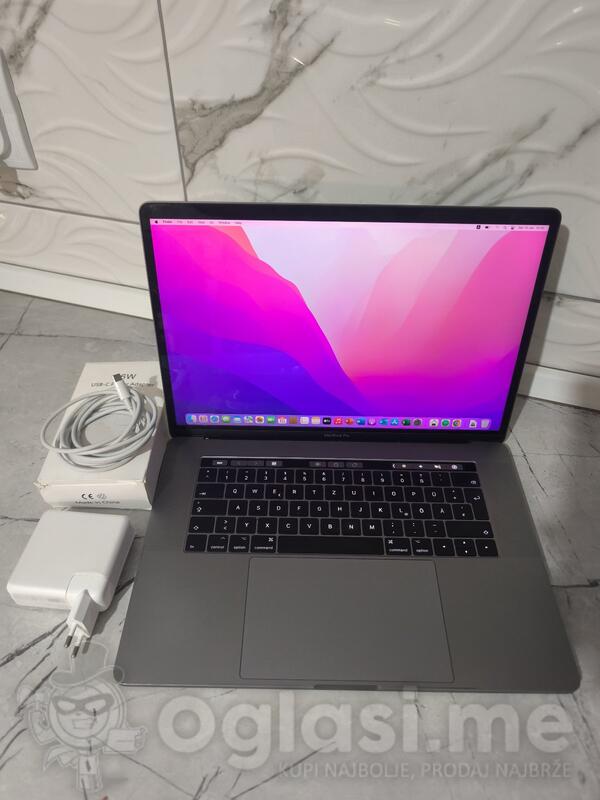 Apple Macbook Pro 15 Retina Touch Bar - 15.4" Intel i7 16GB GB