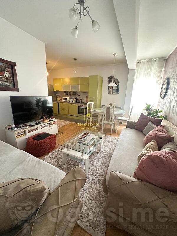 Dvosoban stan 72m2 - Podgorica - Momišići