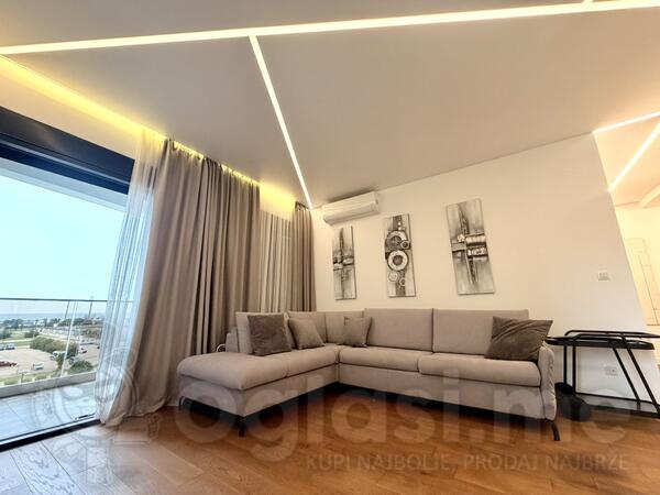 Jednosoban stan 77m2 - Bar - Centar grada