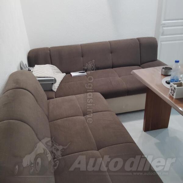 Prodajem veliku garnituru simpo