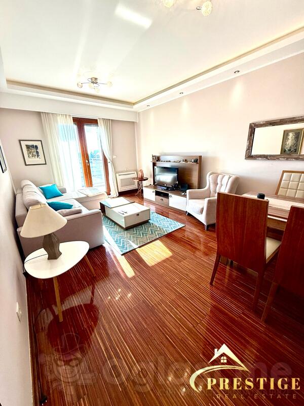 Dvosoban stan 76m2 - Podgorica - Gorica C