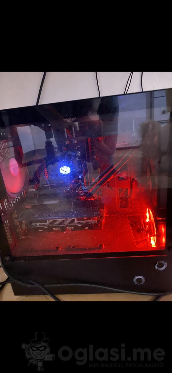 AMD Ryzen 5 1500x quad core 3.5 - AMD Ryzen 5 - 16GB GB DDR4 - HDD + SSD