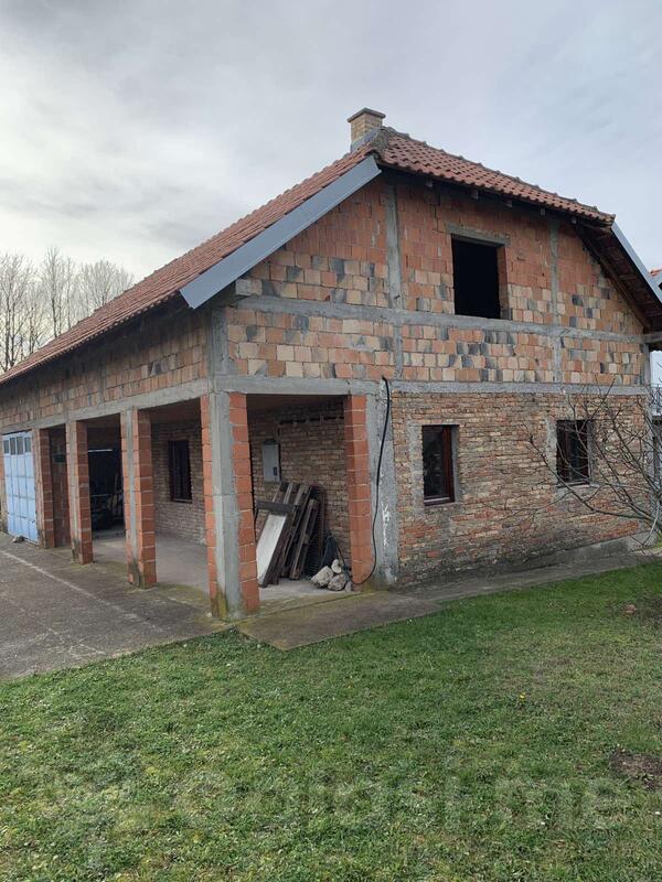 Porodična kuća 190m2 - Lazarevac - Vrbovno