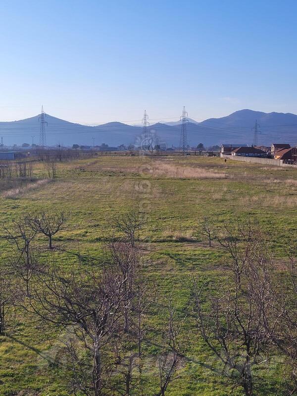 Industrijsko zemljište 4720m2 - Podgorica - Dajbabe