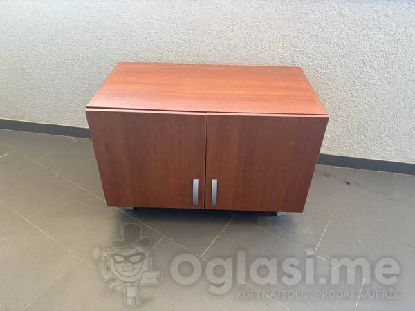 Tumba / komoda u dobrom stanju – Bar