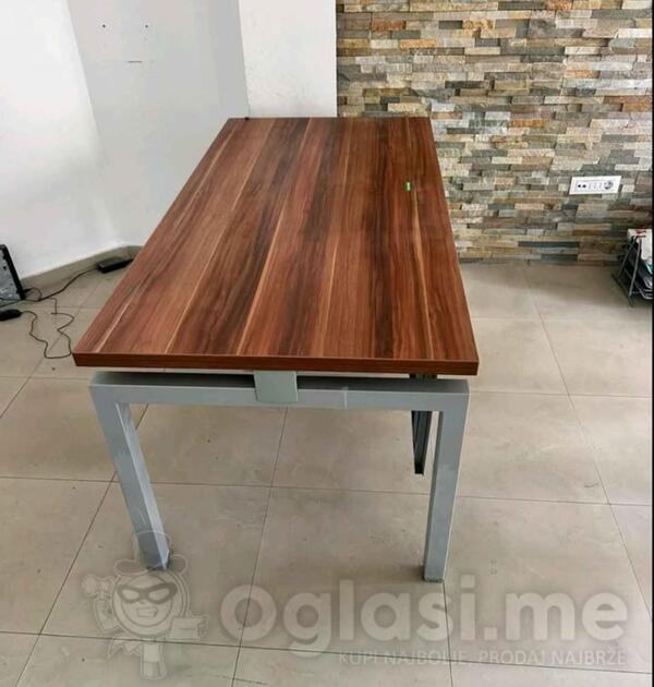 2 Kancelarijska stola + 2 fioke